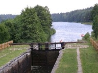20.JPG (76960 bytes)